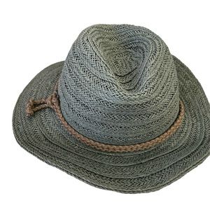 Kallina hat